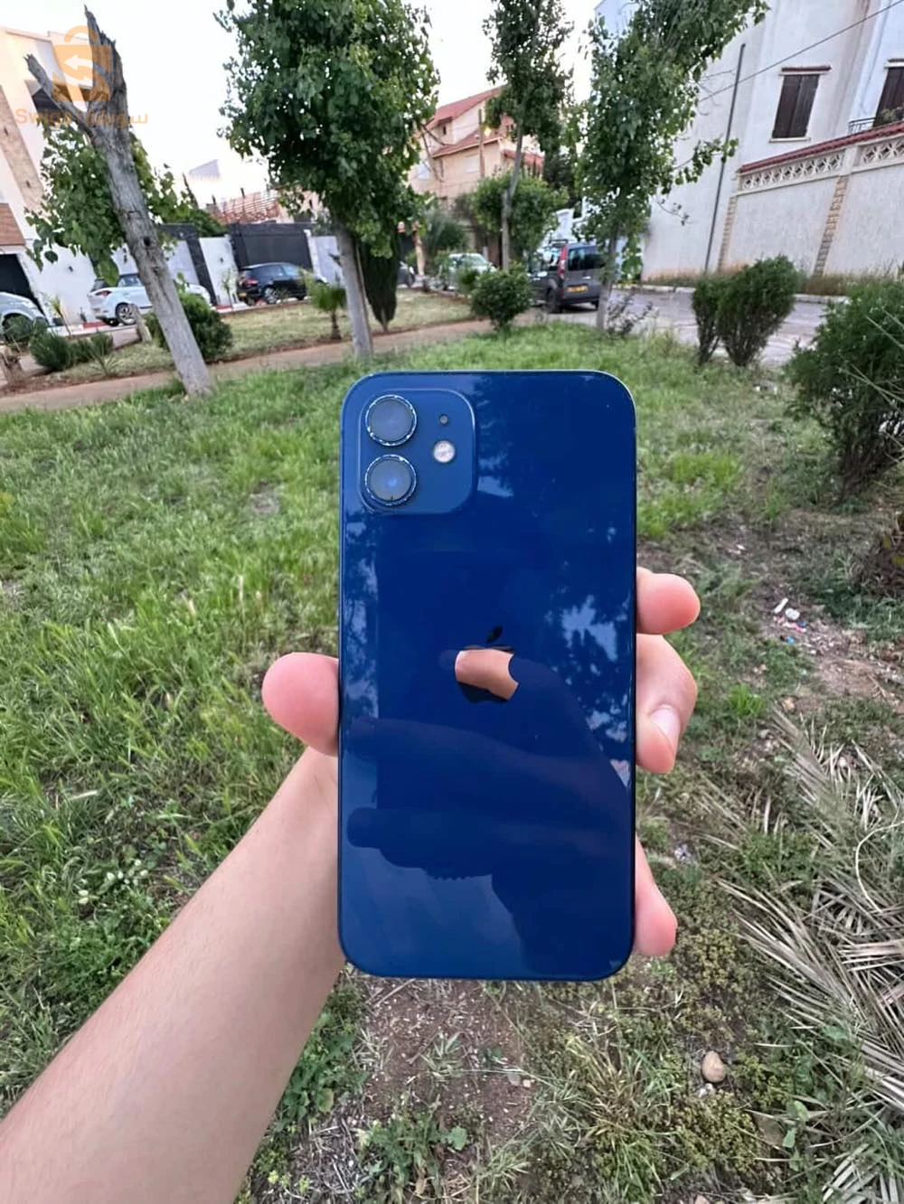 iPhone 12