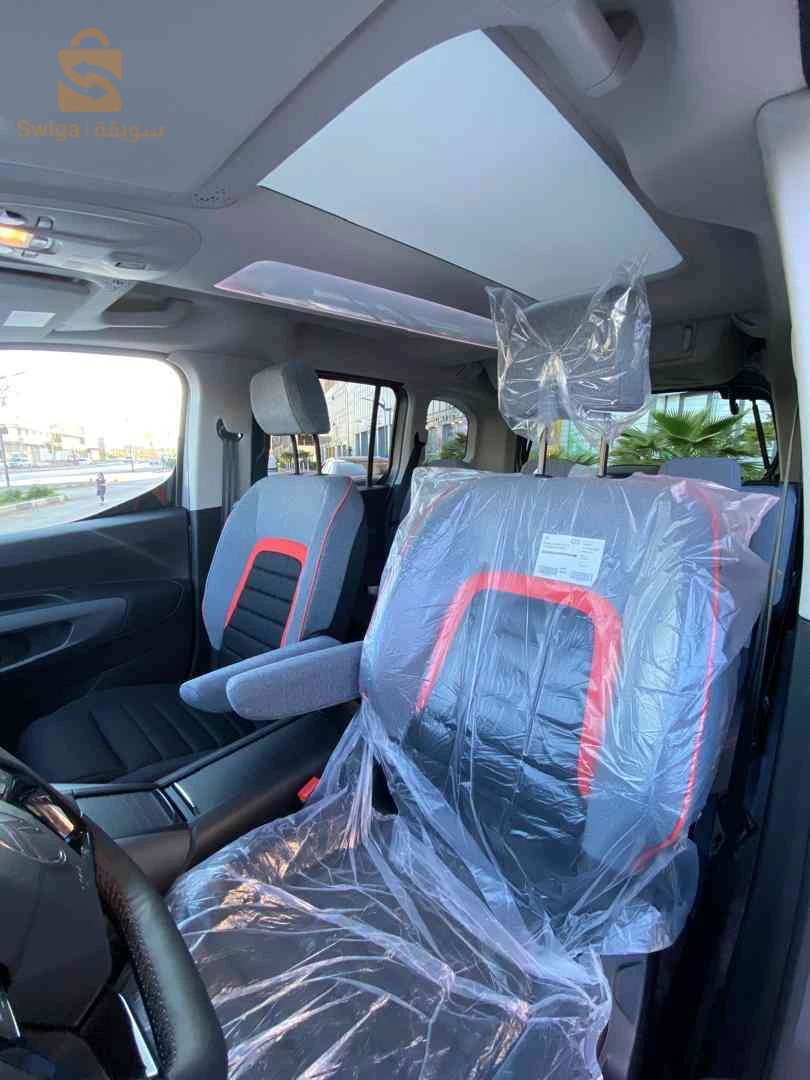 ستروين Berlingo 2025 5 باتنة