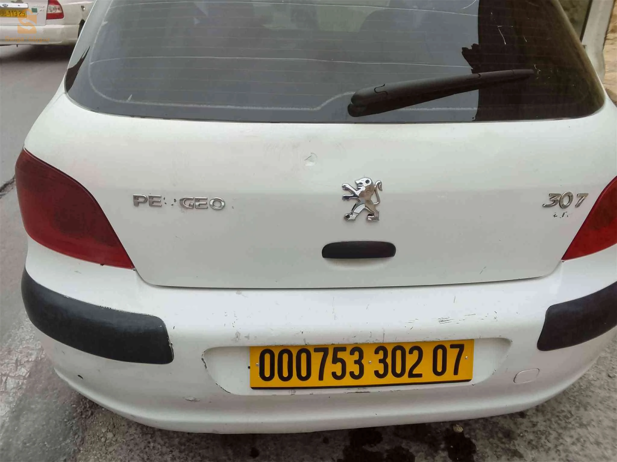 بيجو 307 2002 7 بسكرة
