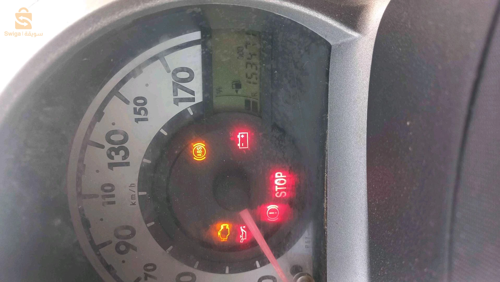بيجو 107 25 قسنطينة