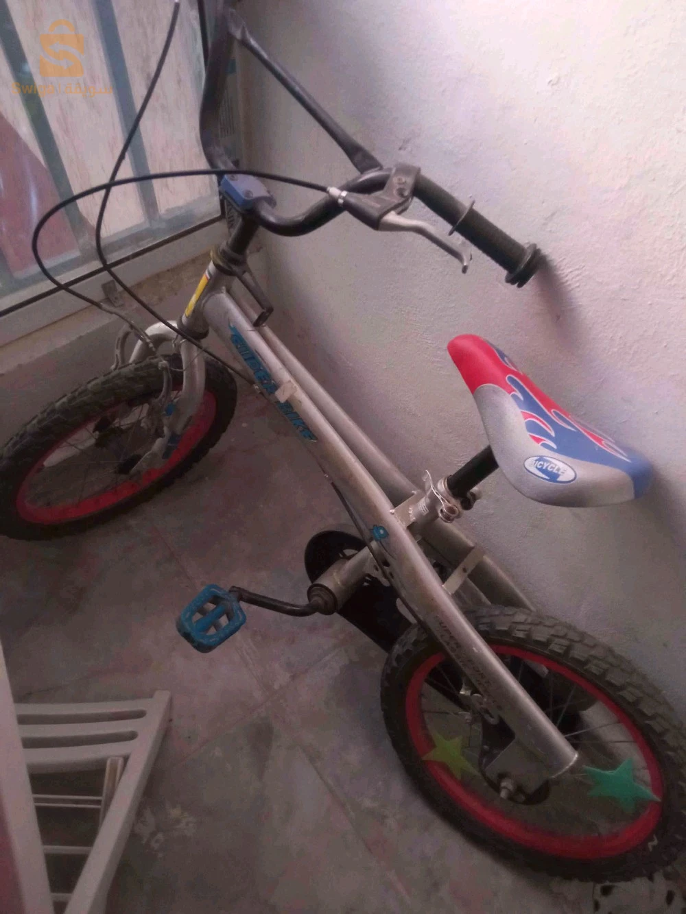vélo Pour enfants état 9/10 le prix Est négociable