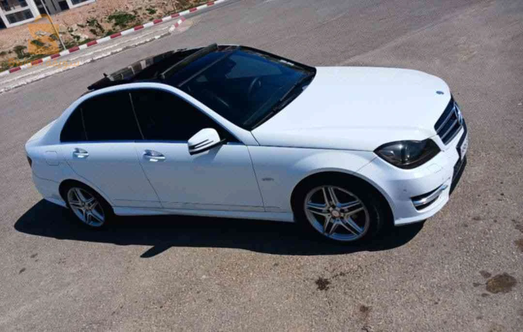 مرسيدس C 2014 مستغانم