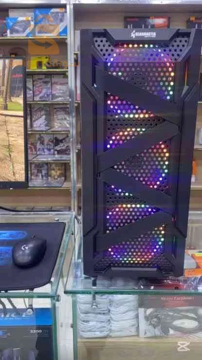 Pc gmer 
Boite gearmaster 3 fan rgb
Cpu rayzen5 6500G vega7 
Gpu amd radeon rx 6600 xfx 
16gb ram ddr4 asqard rgb
Ssd 256gb
Hdd 500gb
Pawersplay gamemax 500w
Carte mere asus prime a320km
Ecran pilot Led FHD 60h
Clave et suri