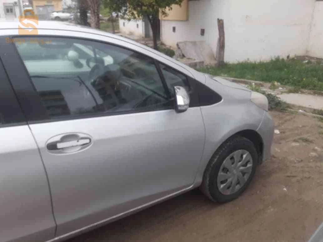 تويوتا Yaris 2013 قسنطينة