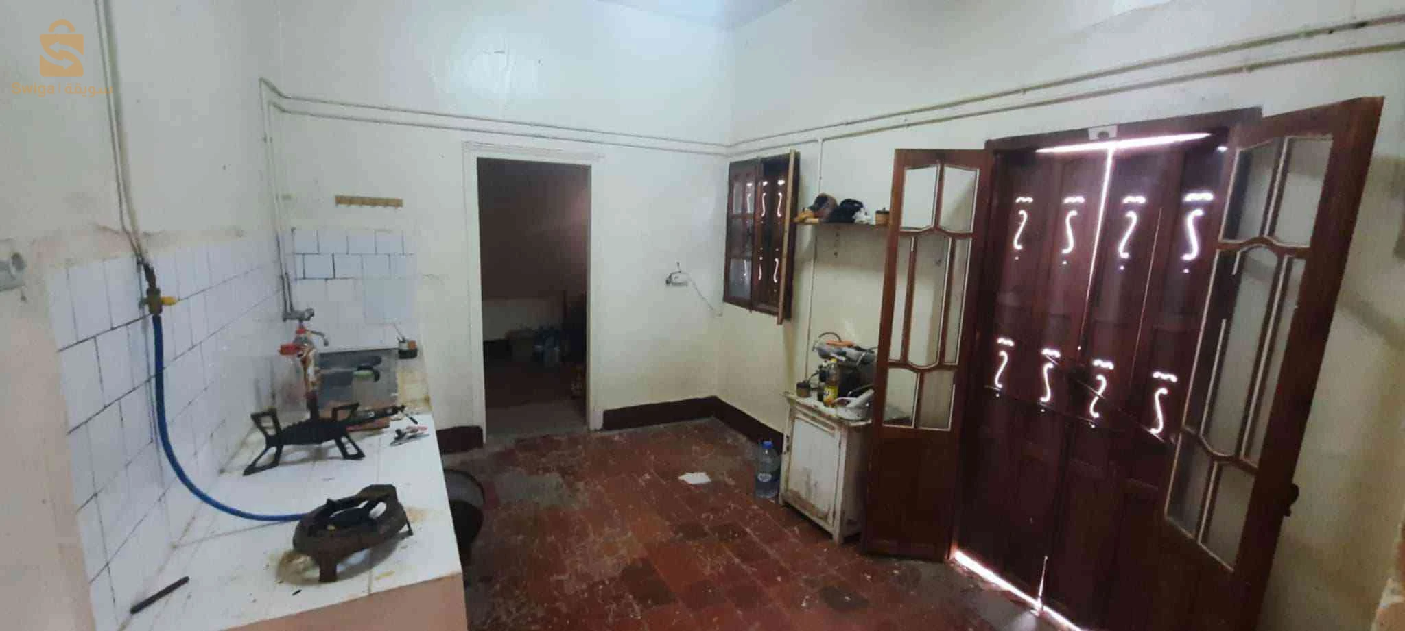 بيت فيها 400متر لو فيها 656 مع العاقد الملكيه مسكينة فيل _رقم الهاتف 0558408594