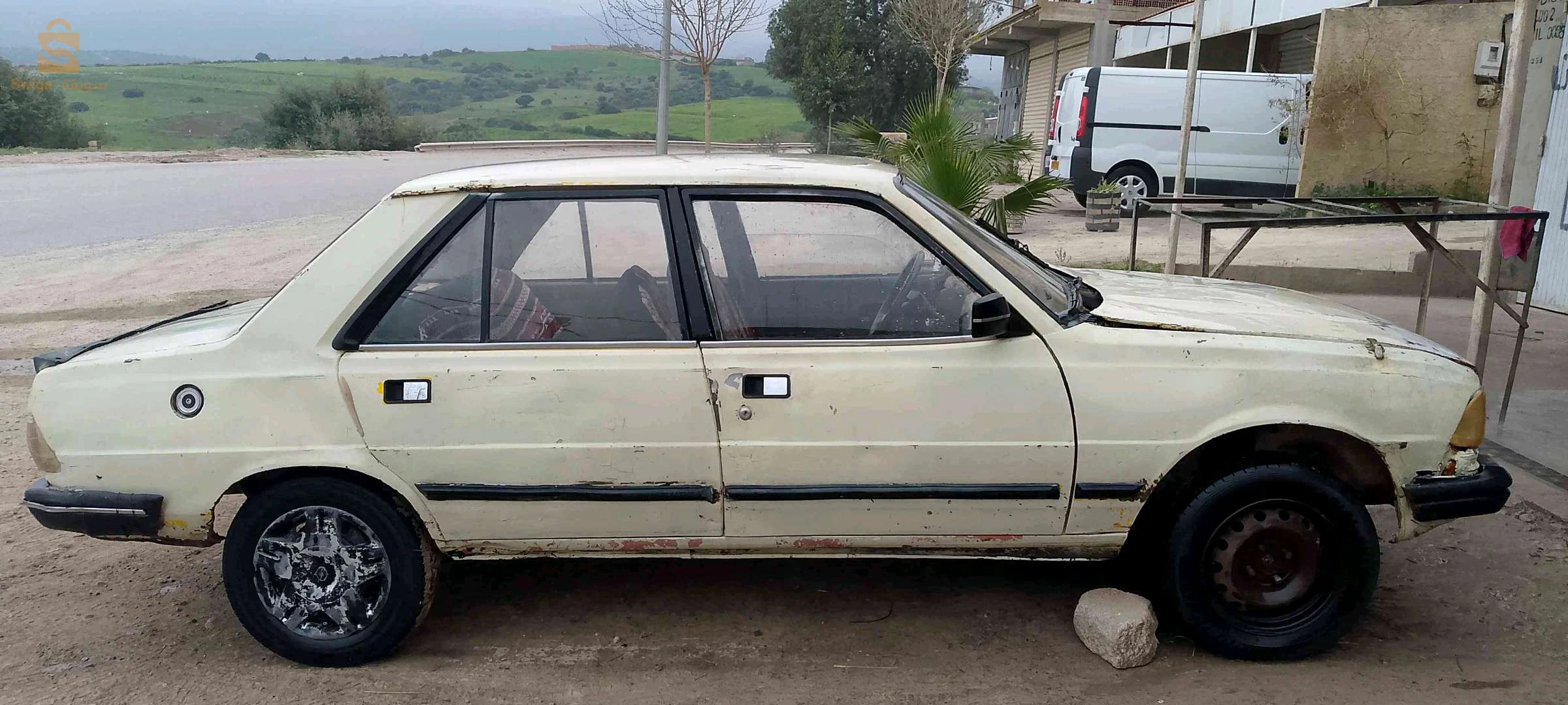 بيجو 305 1986 35 بومرداس