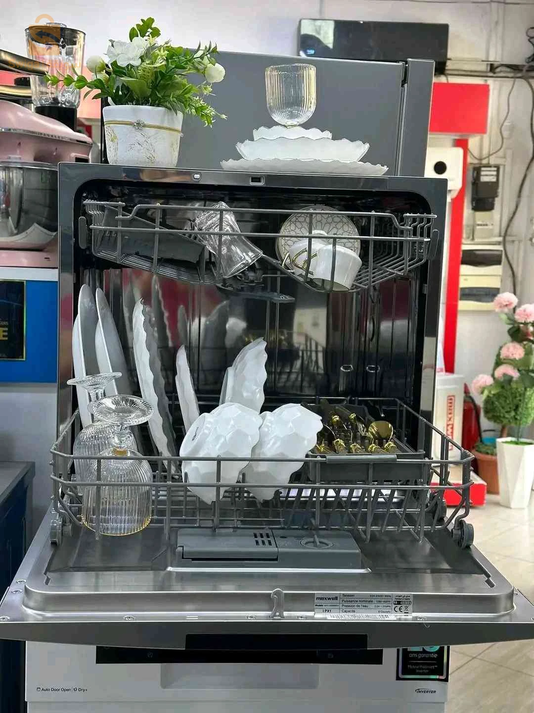 غسالة الأواني Maxwell MAX-LVM0828BD-S