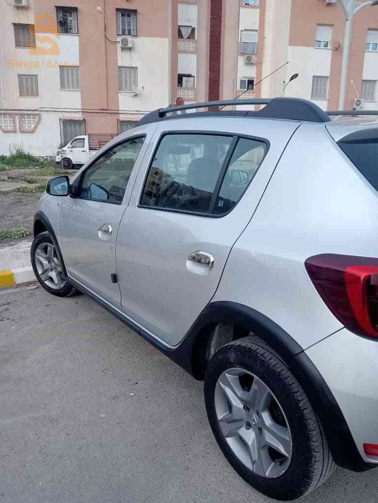 رينو دوستر البويرة