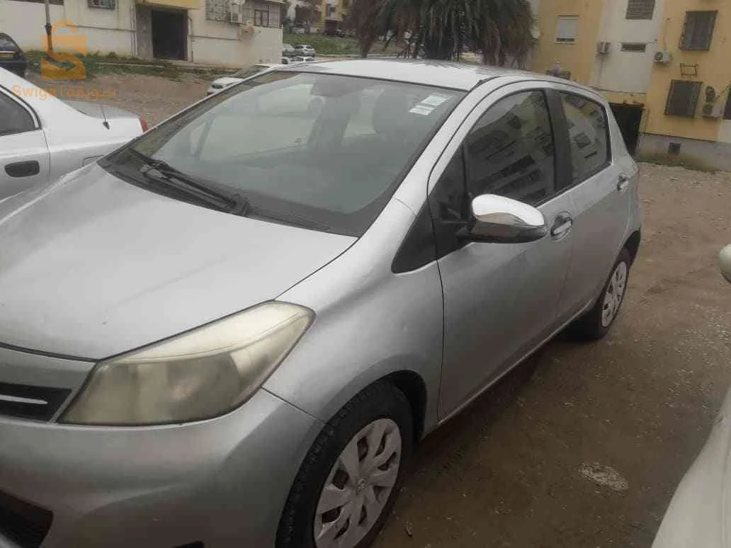 تويوتا Yaris 2013 قسنطينة
