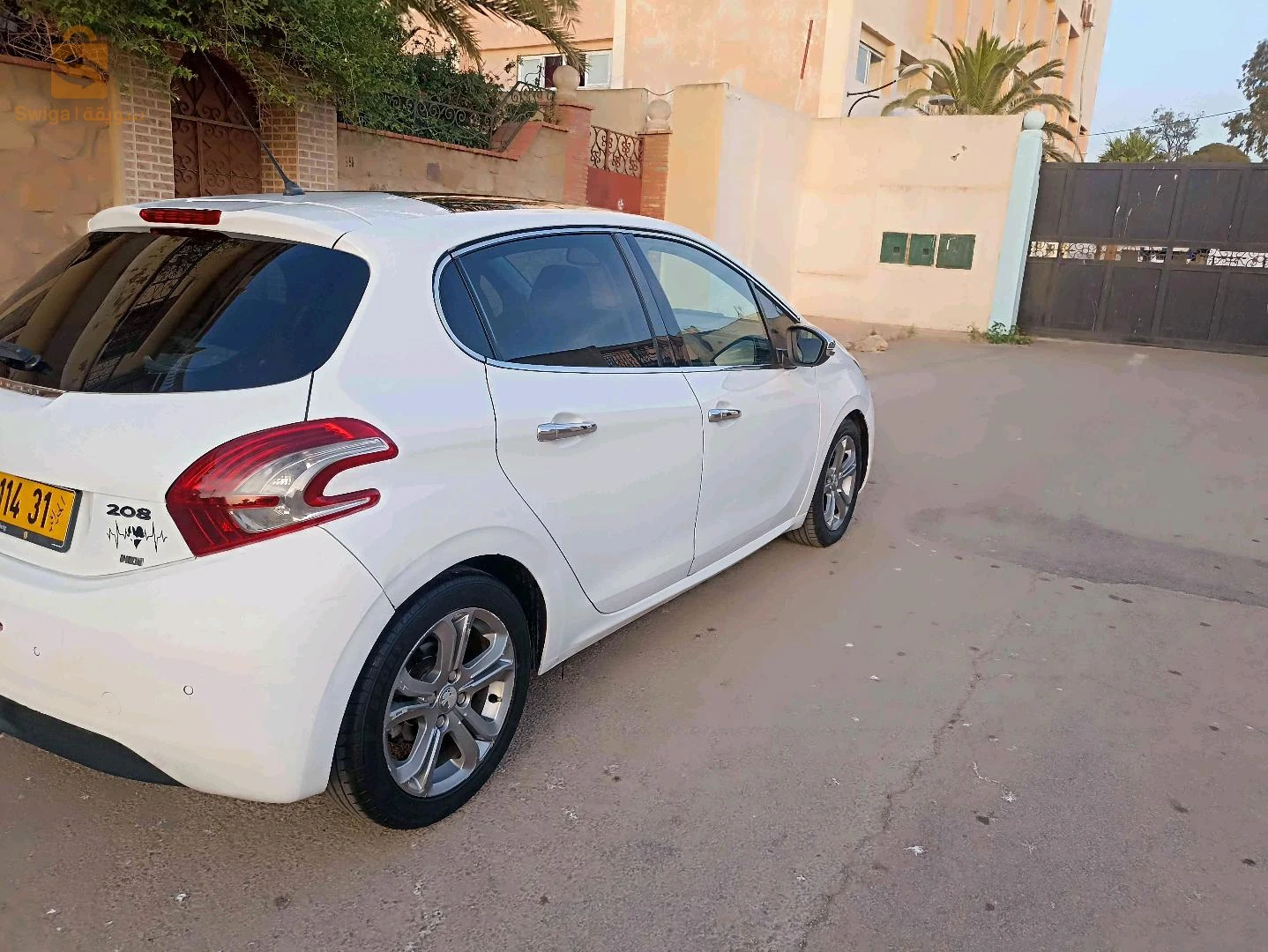 Peugeot 208 2014 MOSTAGANEM