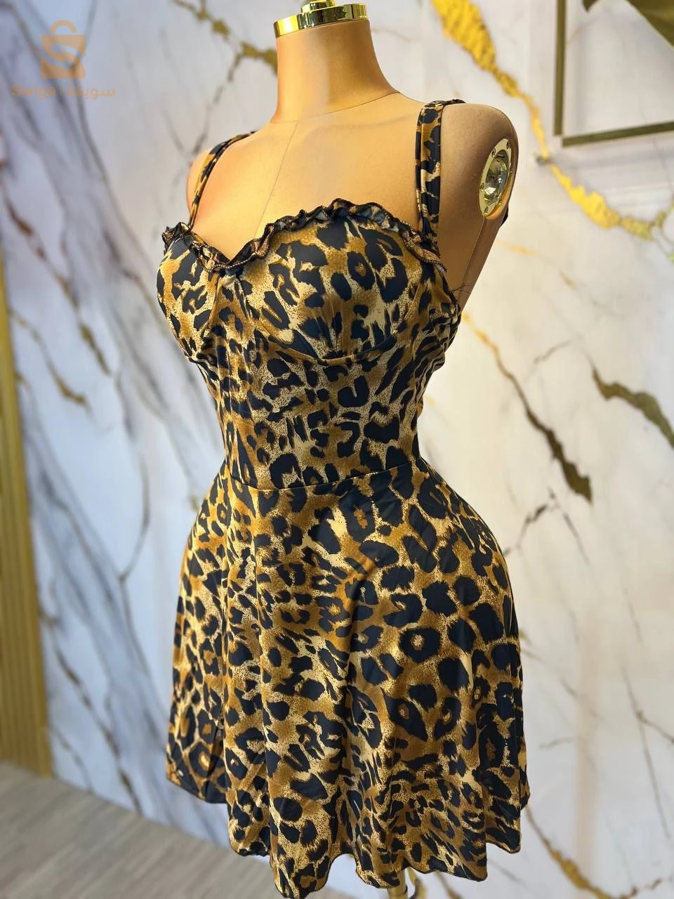 ملابس نسائية