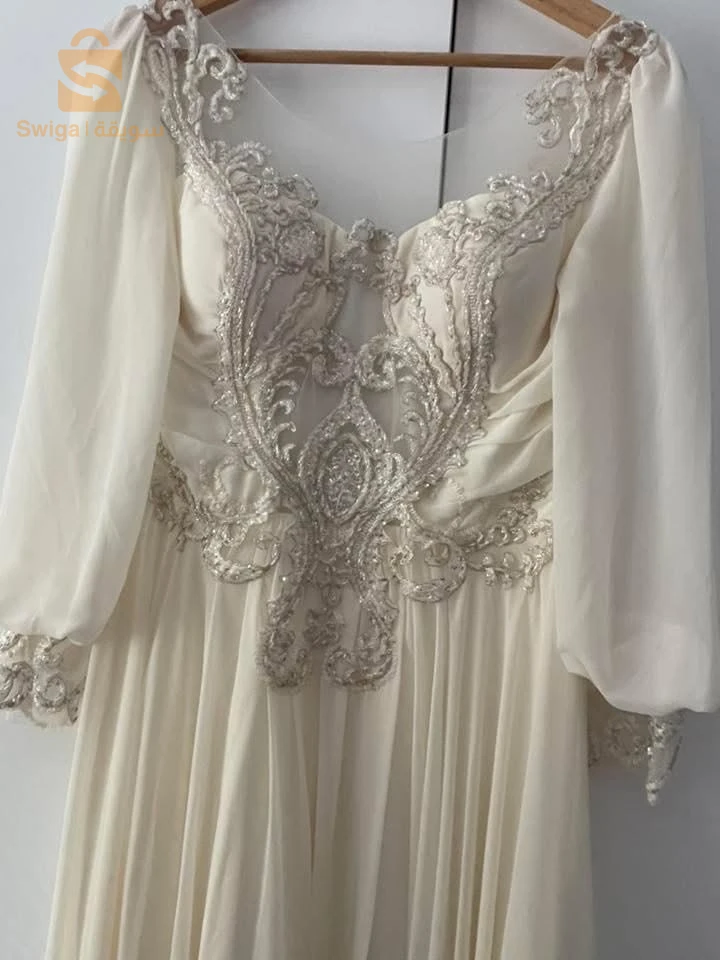 location tenue traditionnelle chaque tenue a un prix