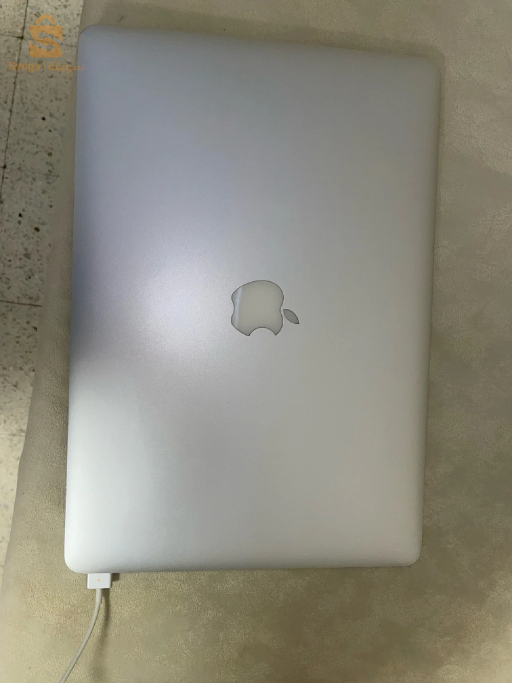 Mackbook للبيع