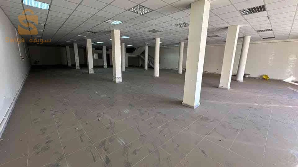 مبنى_تجاري R+1+T للبيع بأقل من في بطيوة ولاية وهران