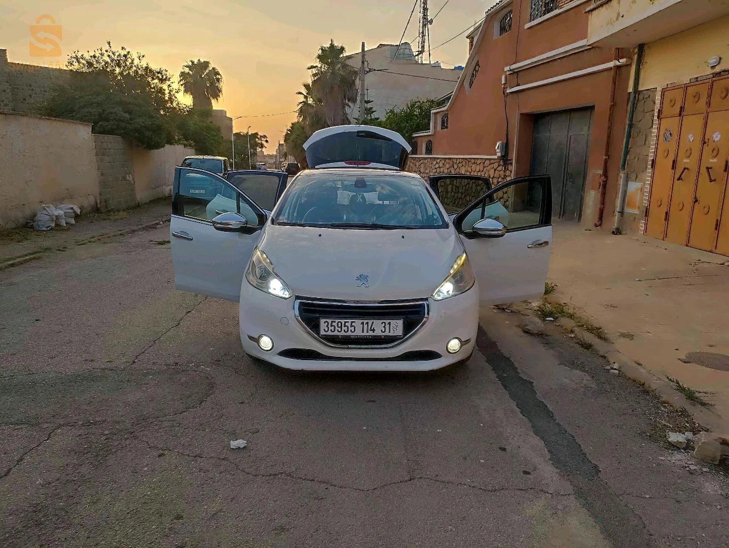 Peugeot 208 2014 MOSTAGANEM