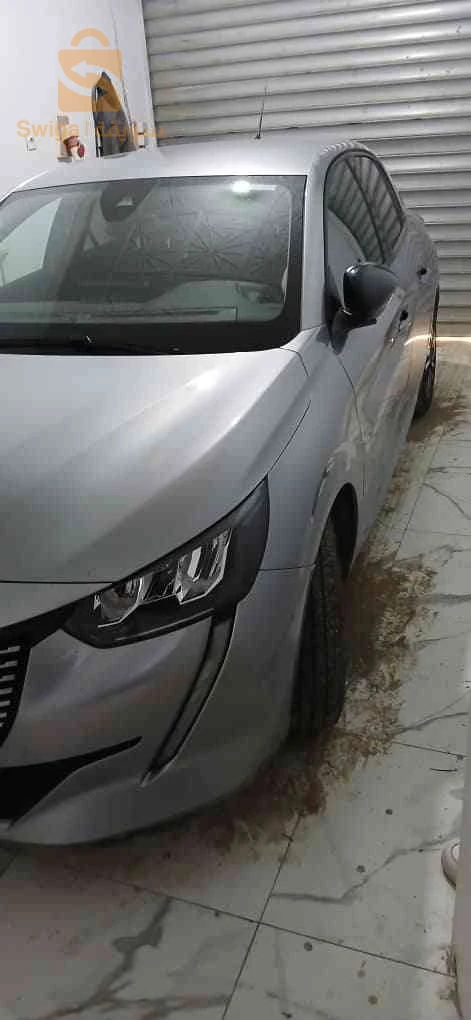 Peugeot 208 2023 BATNA