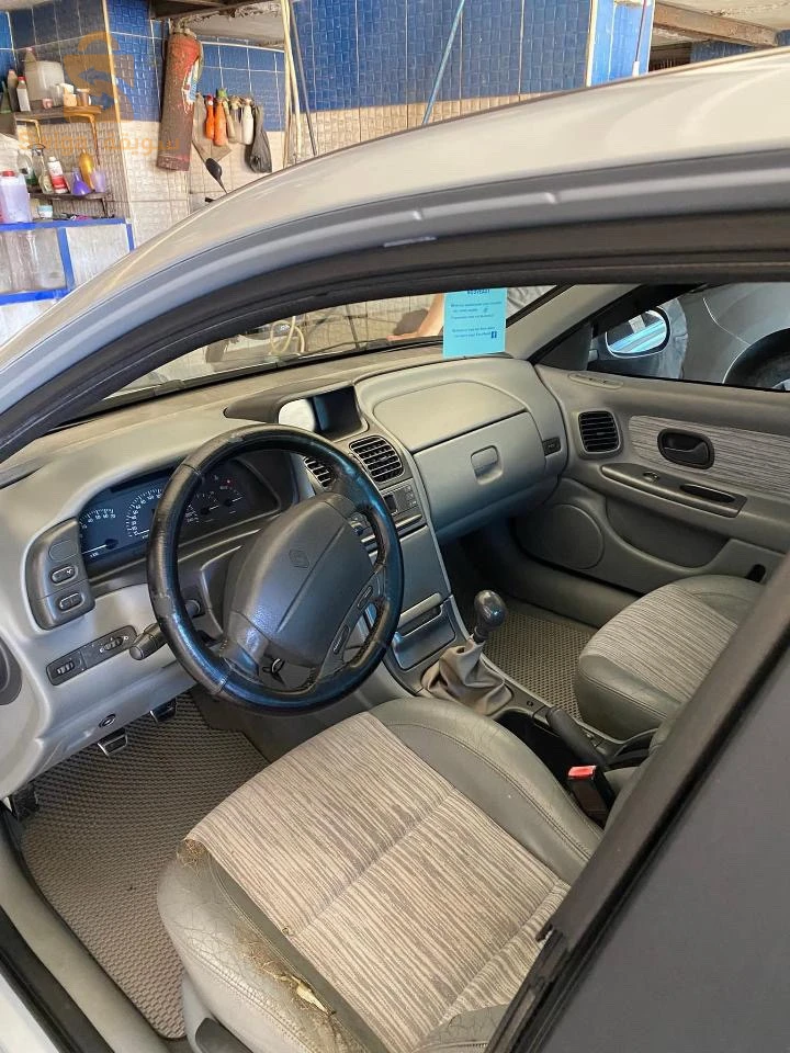 رينو Laguna 2000 المسيلة