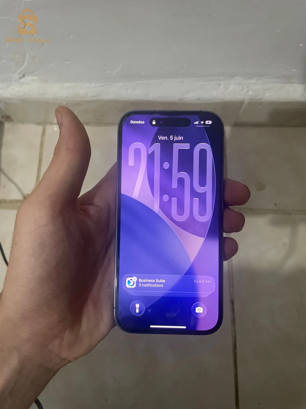 iPhone 14pro purple