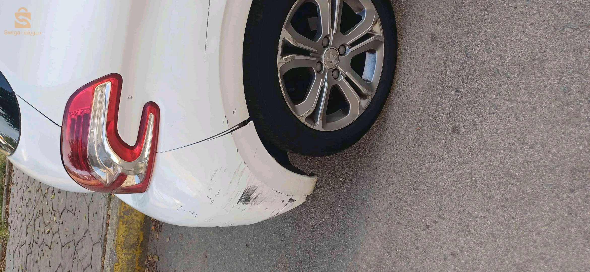 بيجو 208 2013 الجزائر