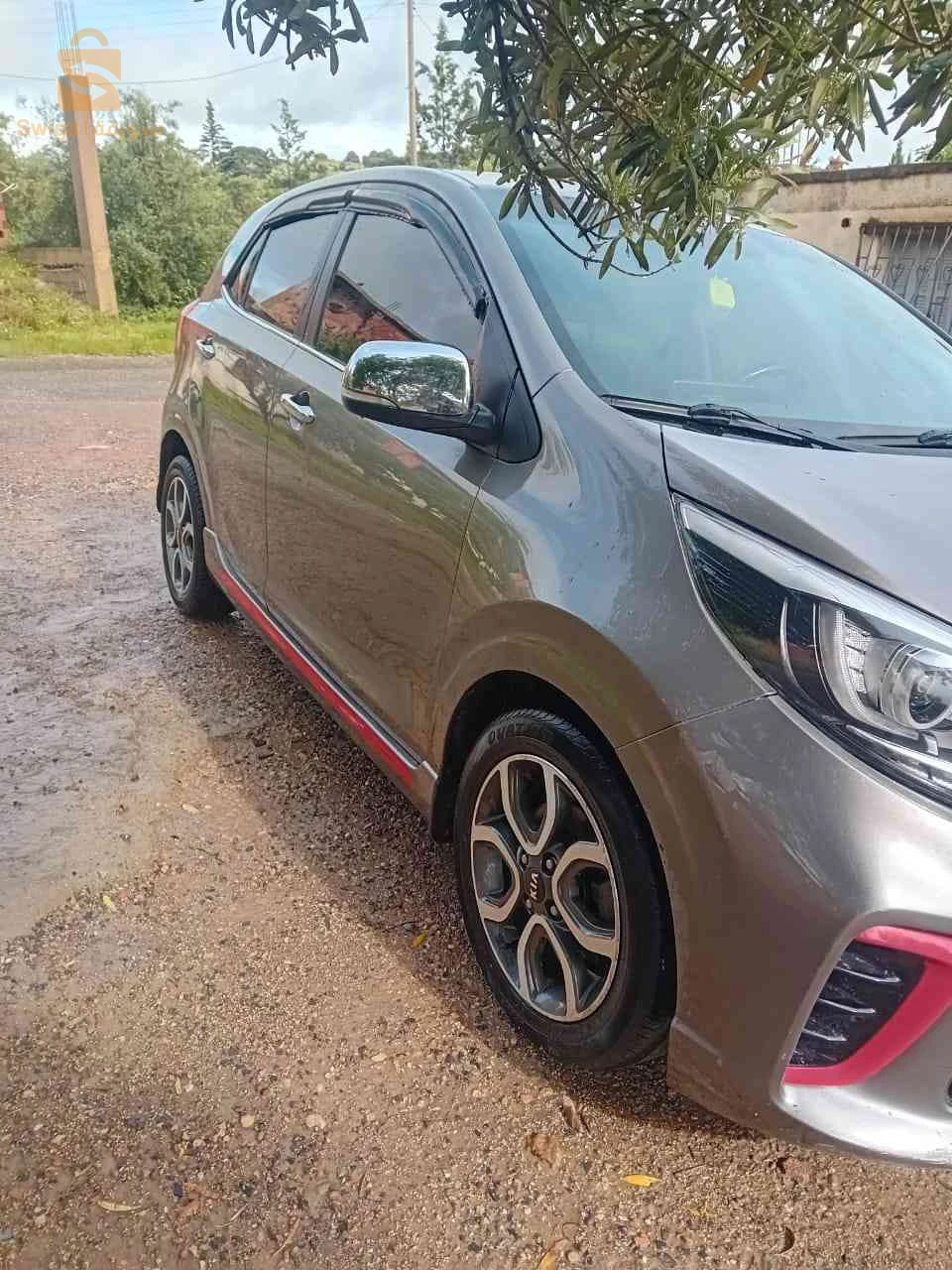 كيا Picanto البويرة