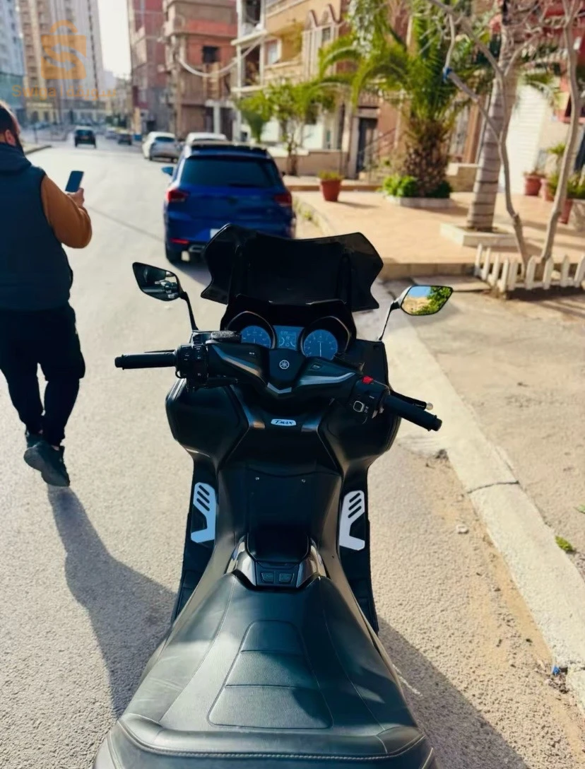 tmax560