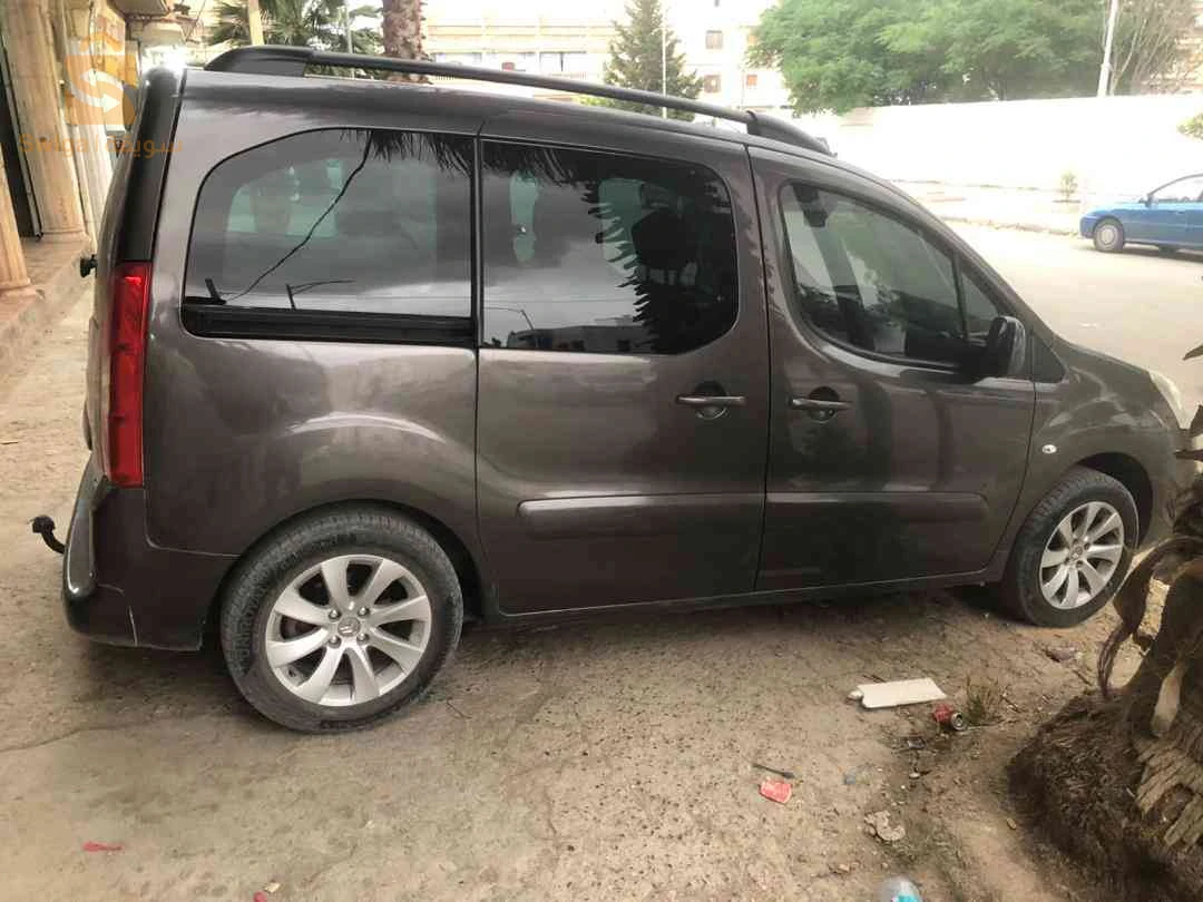 Citroen Berlingo 2018 OUM EL BOUAGHI