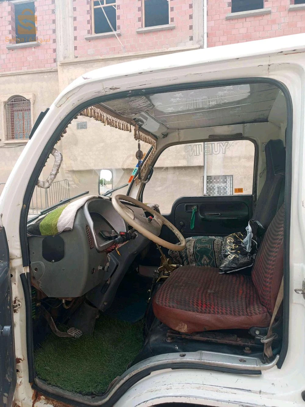 شاحنة يوجين