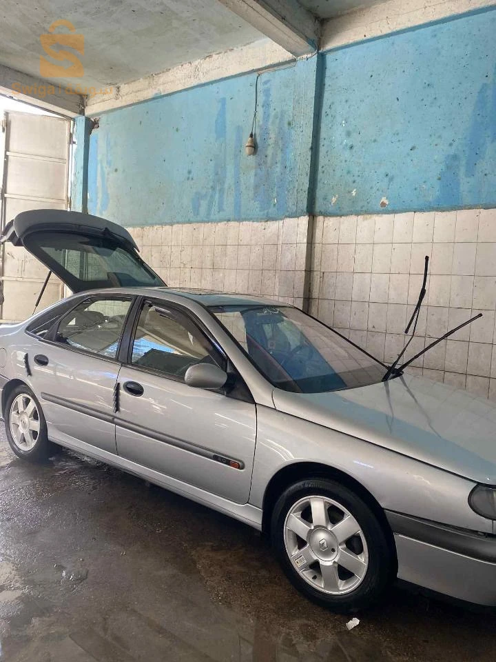 رينو Laguna 2000 المسيلة