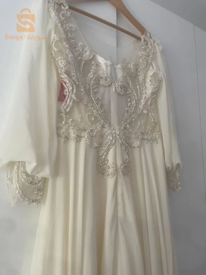 location tenue traditionnelle chaque tenue a un prix