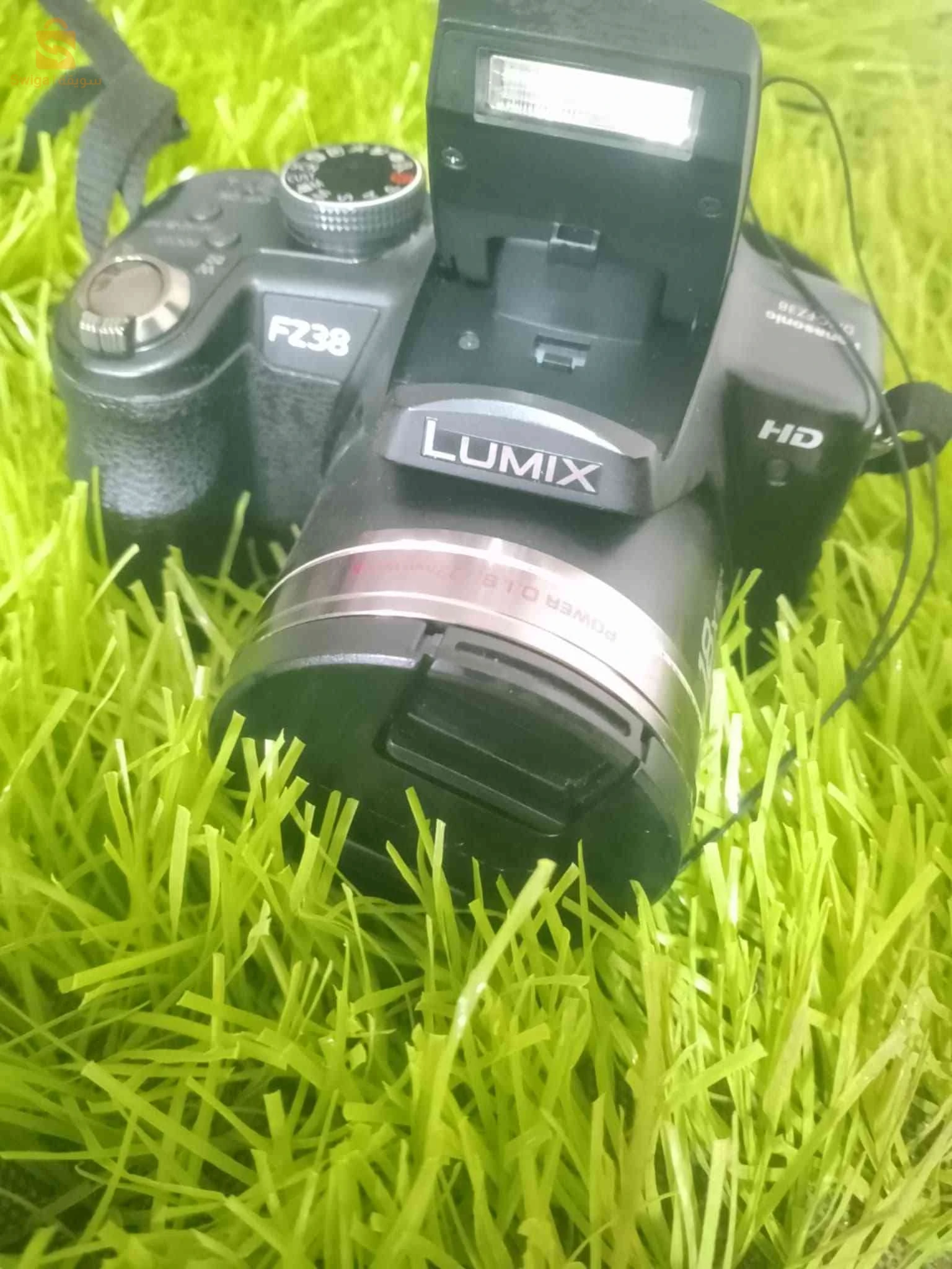كاميرا lumix fz38.
كاميرا نقية وجديدة 9.5/10
يجي معاها شارجور اوريجينال + باطري + كرط مموار  + حزام
سعر مليون وستمية توصيل متوفر