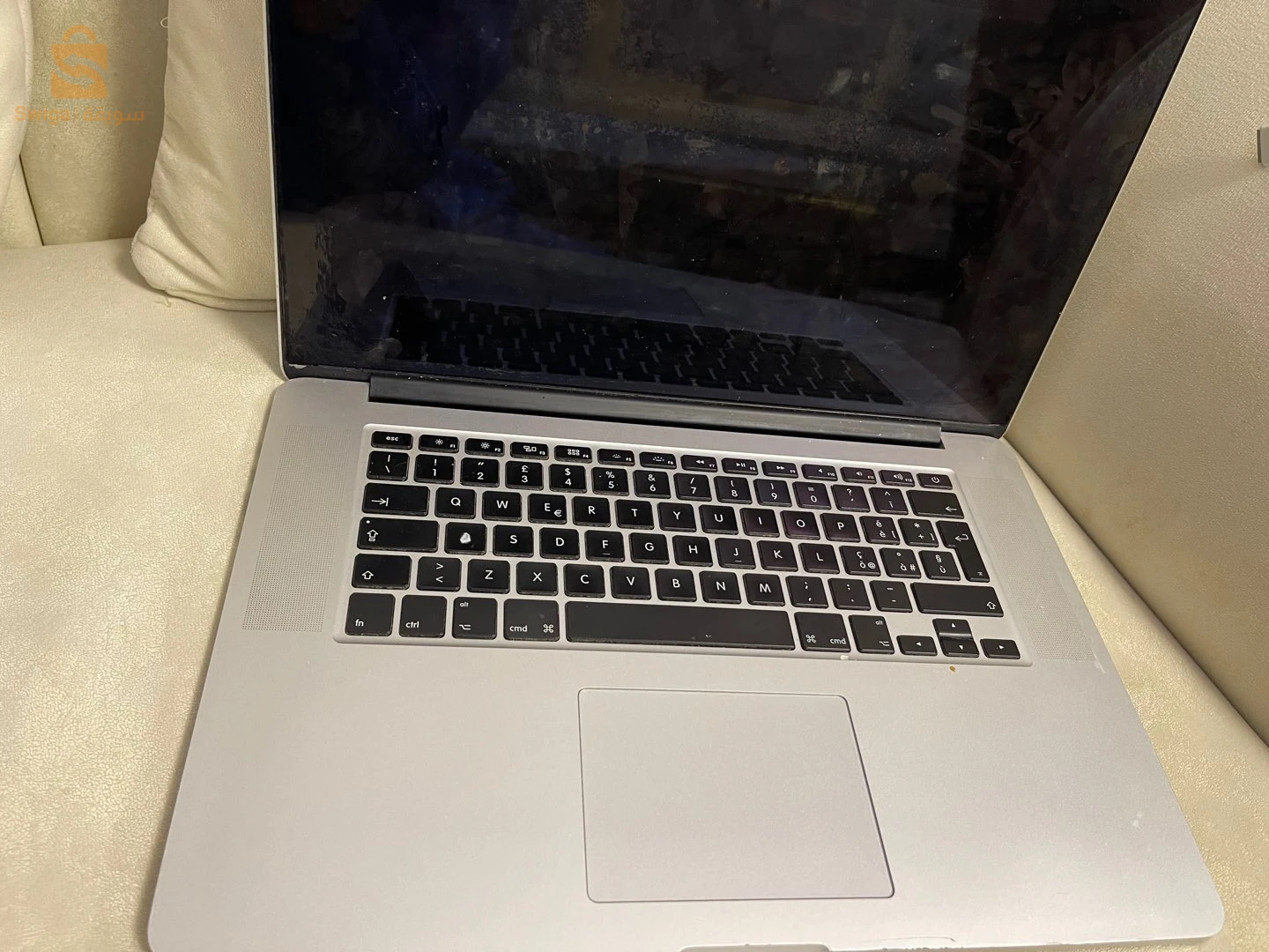 Mackbook للبيع