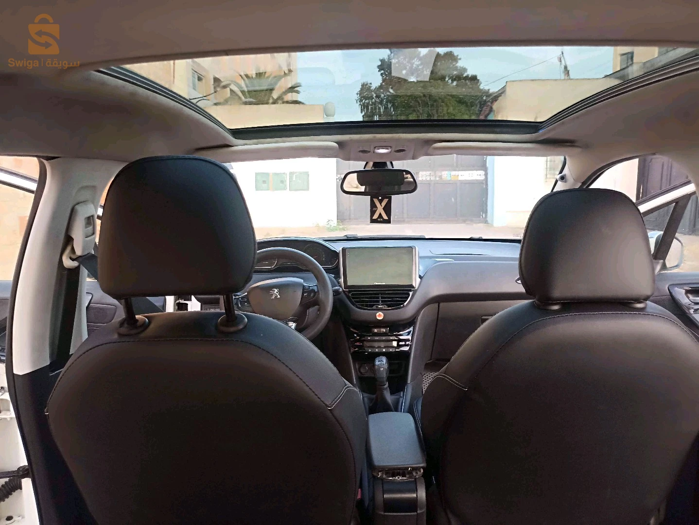 Peugeot 208 2014 MOSTAGANEM