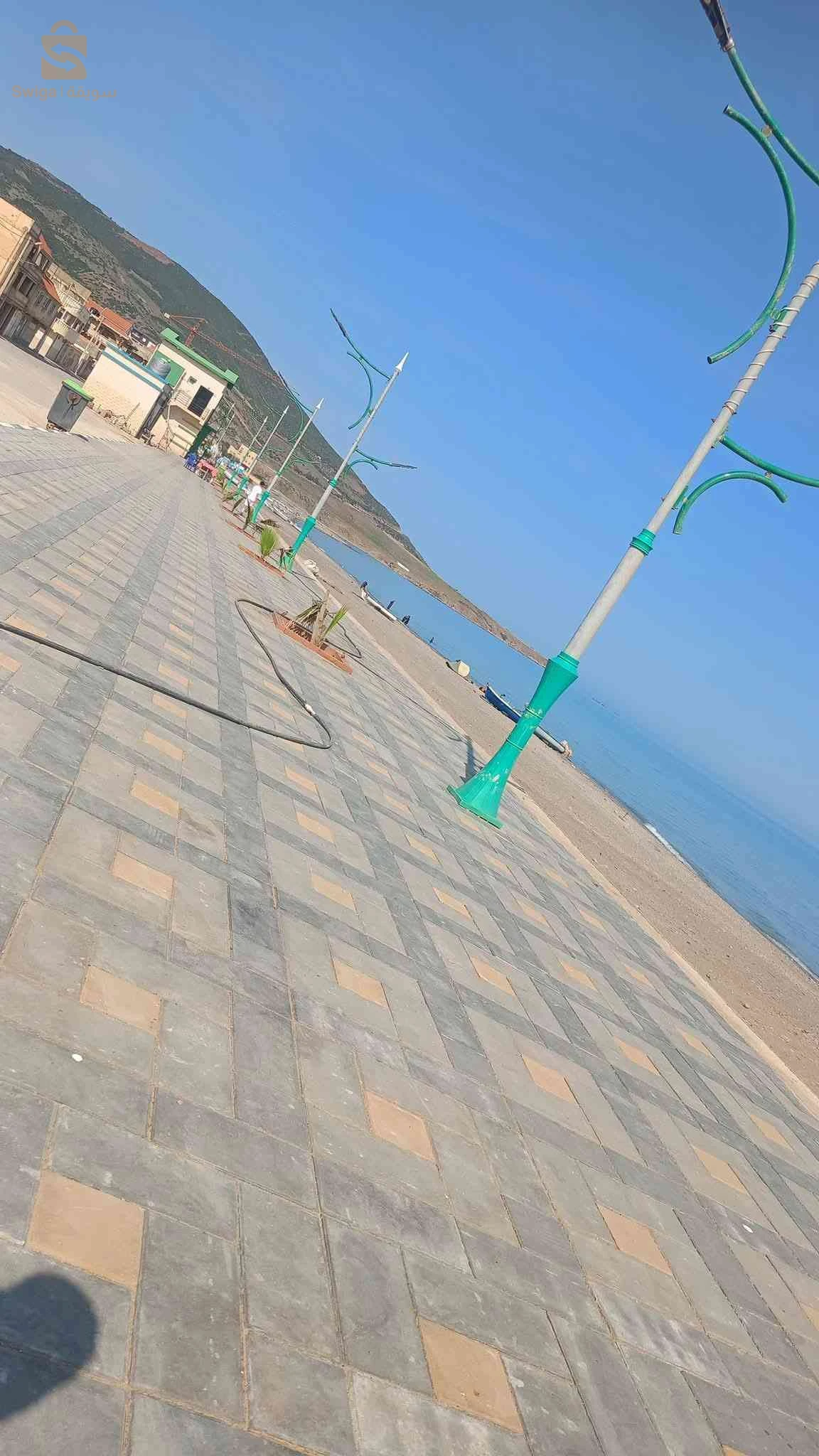 منزل أرضي للكراء اليومي للإصطياف بالڨلتة الشلف مجهز فيه حوش وقراج تع سيارة يبعد علي 50متر في سونطر فيل