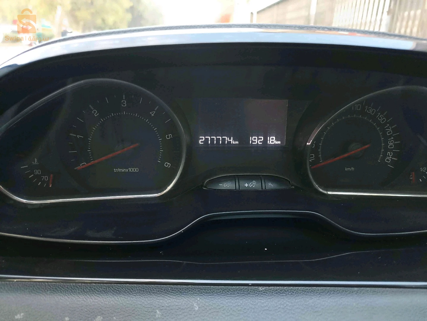 Peugeot 208 2014 MOSTAGANEM
