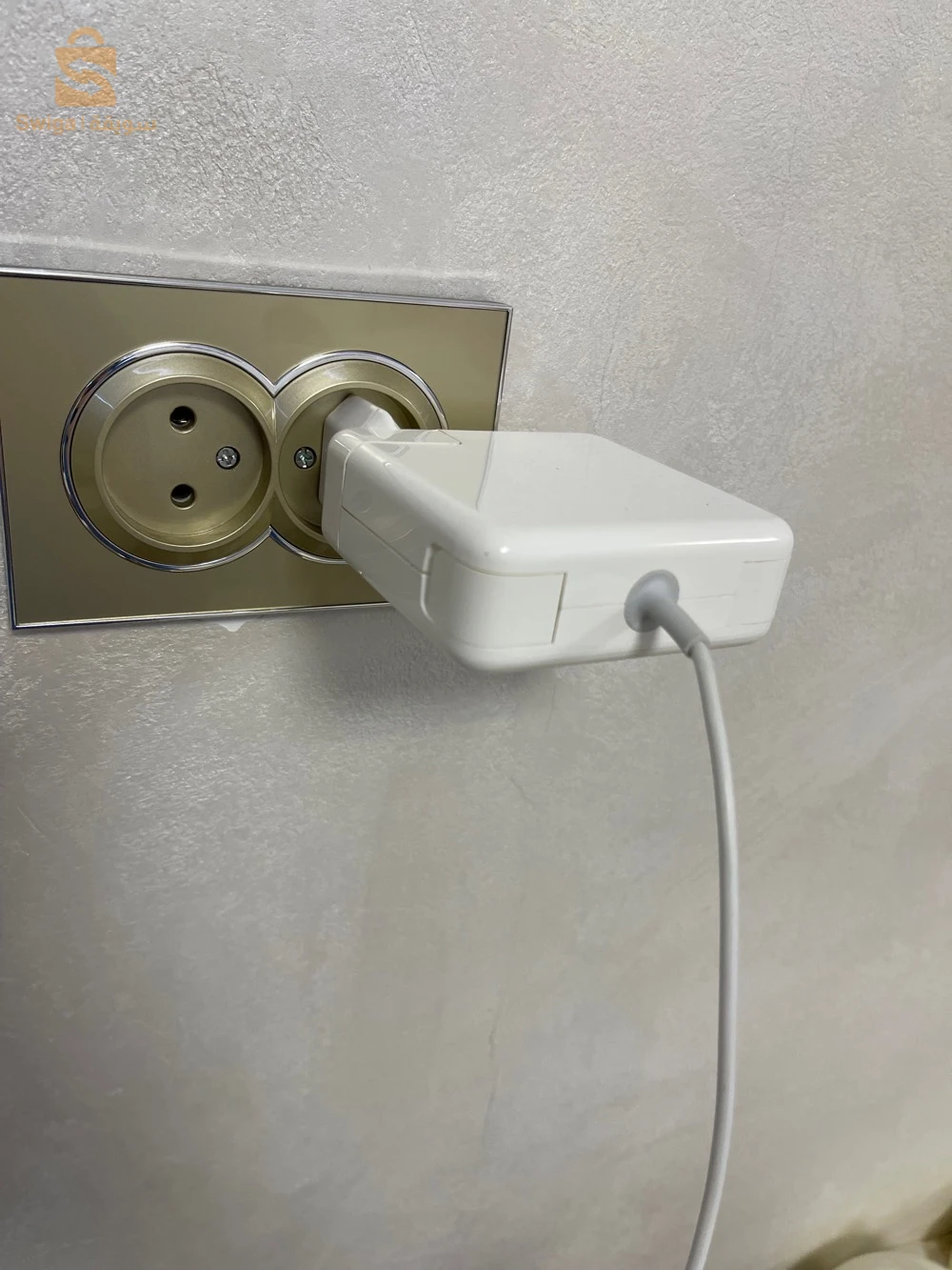 Mackbook للبيع