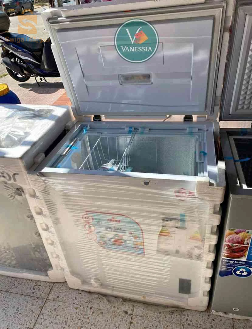 كونجيلاتور 280L من ماركة Crisor👌 بسعر جد معقول✅️ مع ضمان 🛡 24 شهر و التوصيل متوفر🚛 حتى لباب الدار🏠
