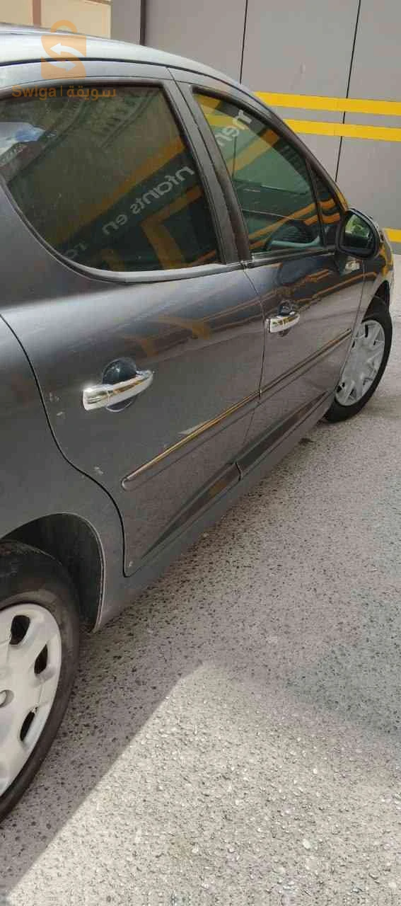 Peugeot 207 2010 OUM EL BOUAGHI