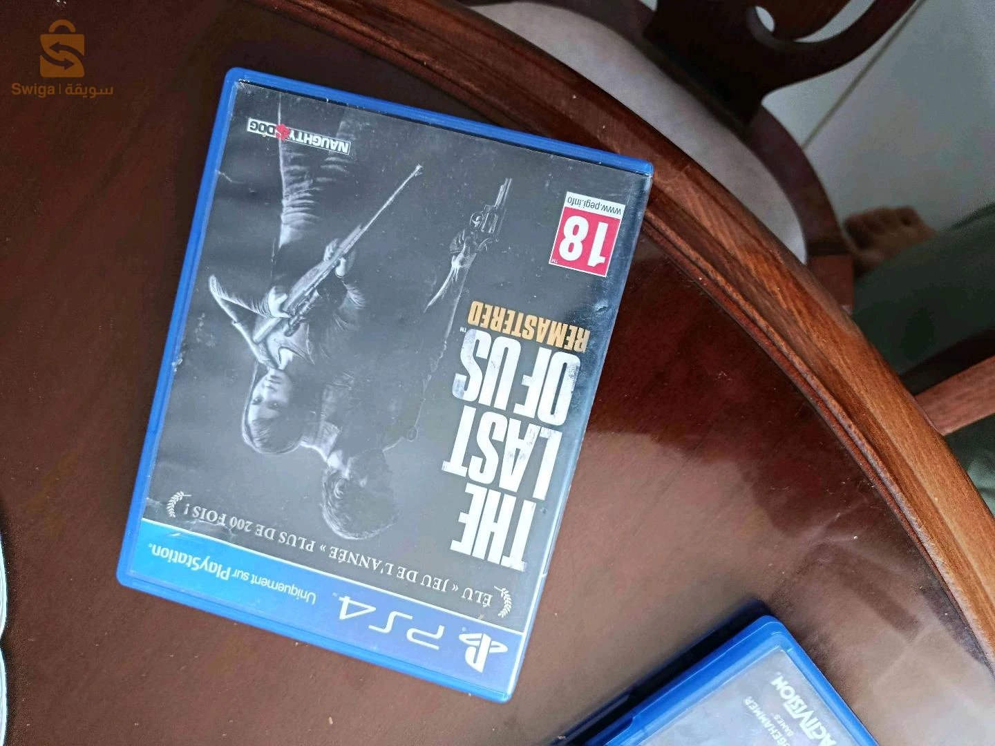 PS 4 pro online jami meftou7a + 4cd + casque + multi chrjeur+ Les cable التوصيل مجاني