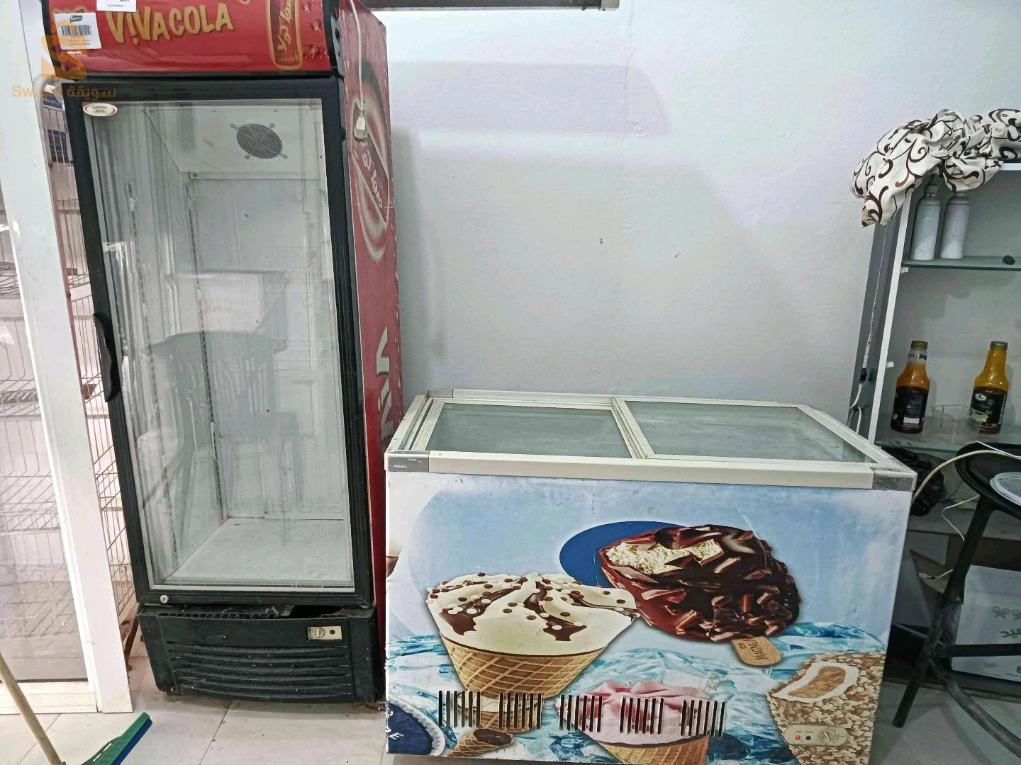 محل المثلجات للبيع
