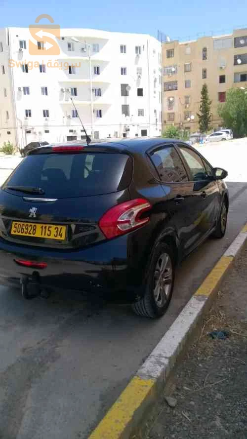 Peugeot 208 2015 BORDJ BOU ARRERIDJ