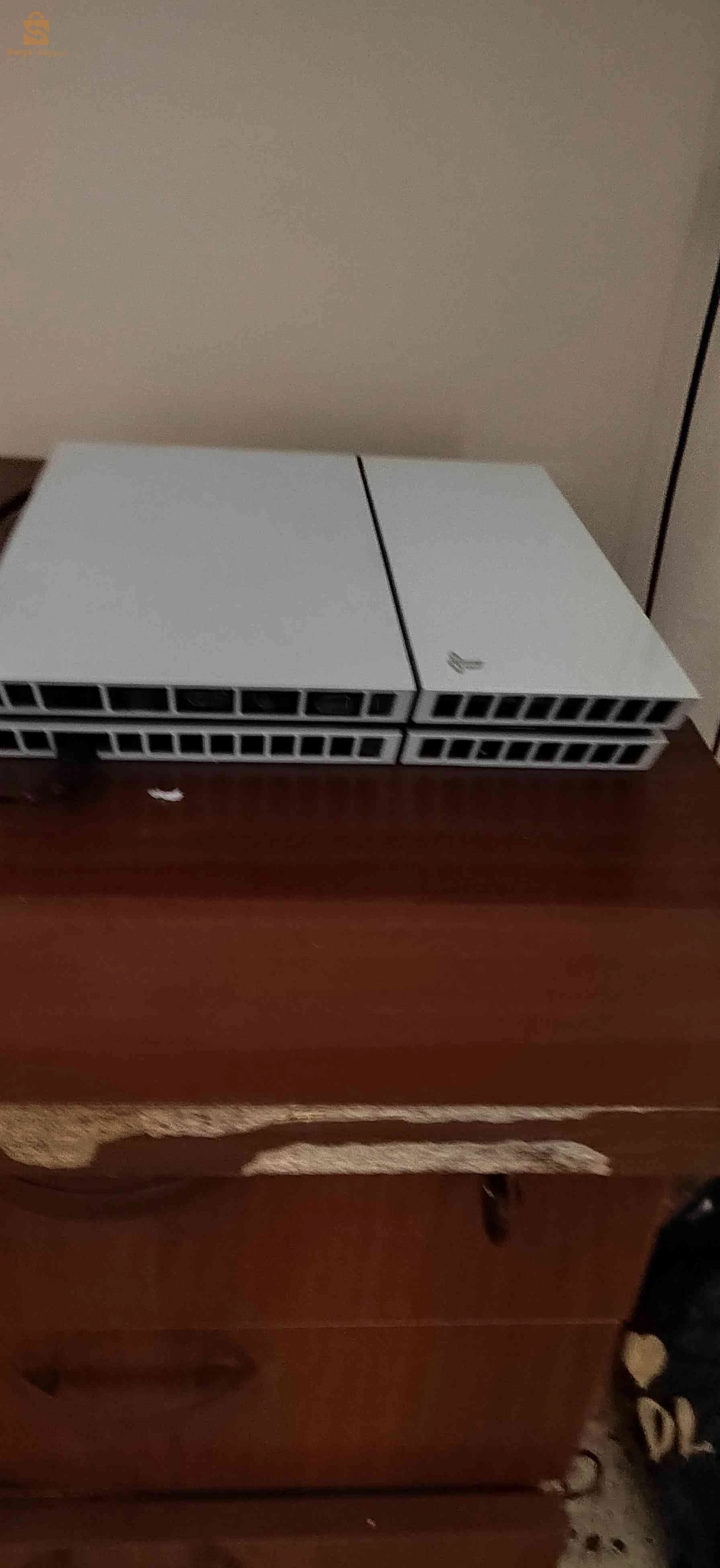 Play station 4 fat