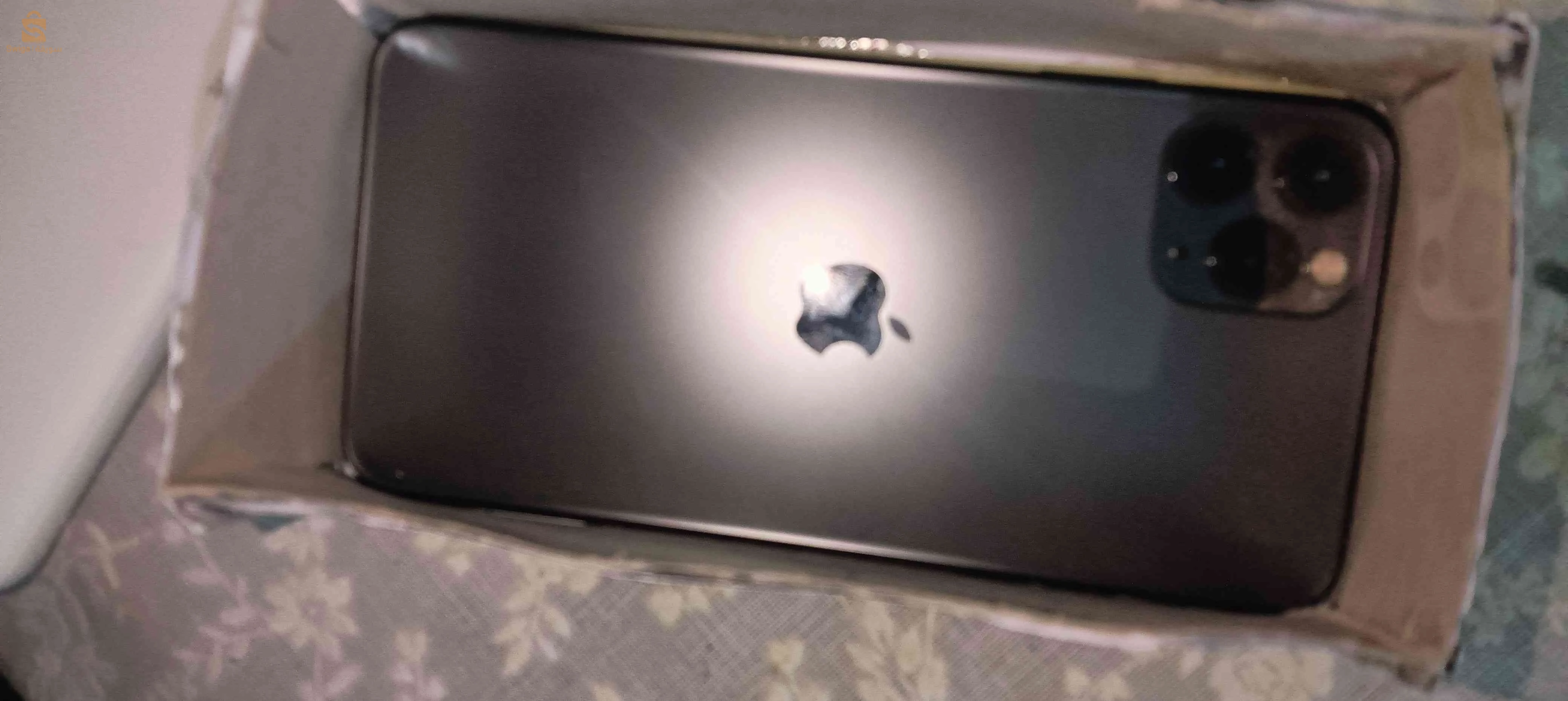 هااف Iphone 11 PRO MAX للبيع بطارية 🔋 89% نسخة امريكية