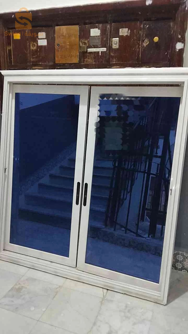 نافذة المنيوم