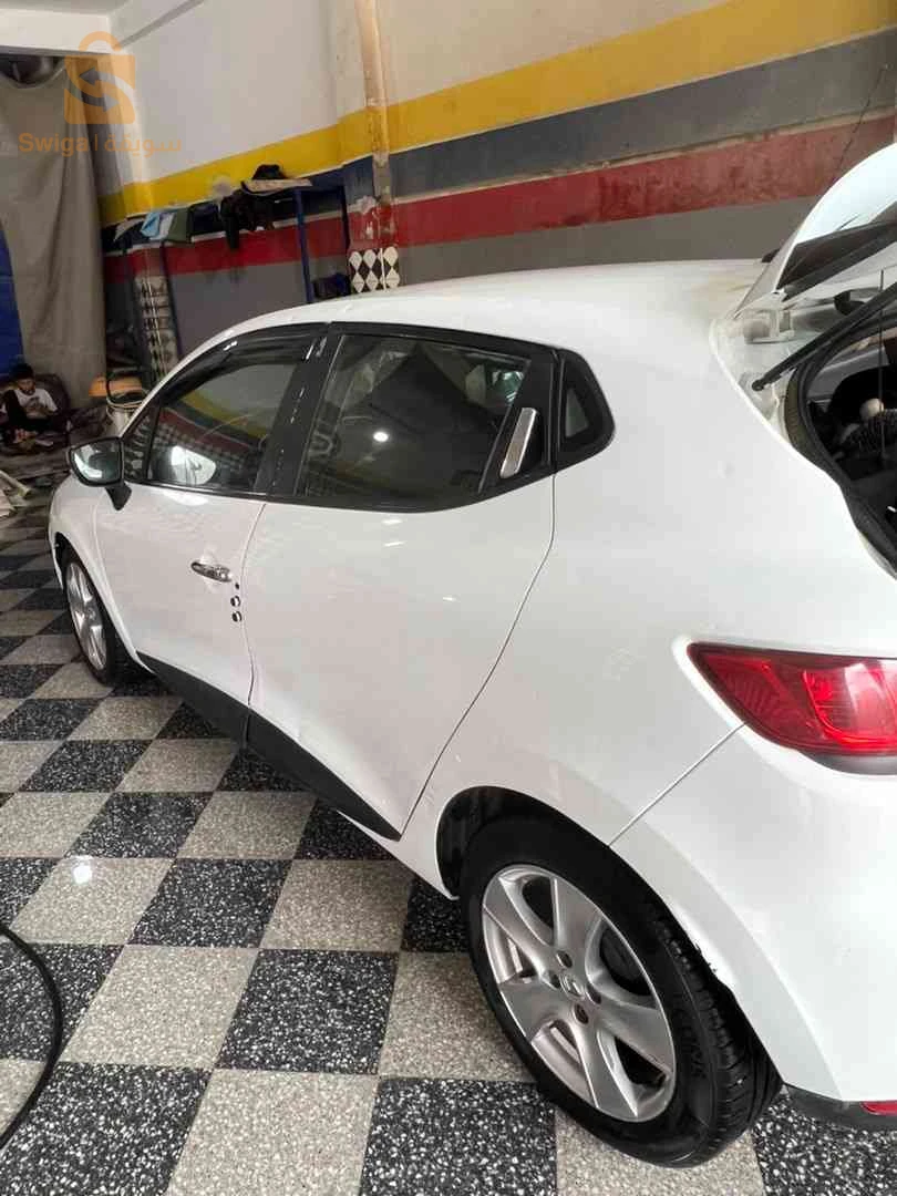 Renault Clio 4 BATNA