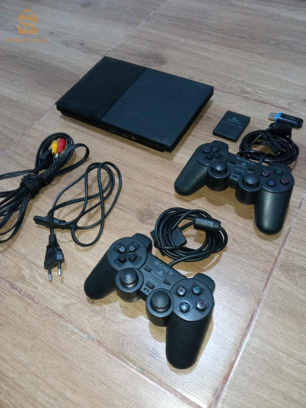ps 2 bon état 
aucun problème négociable