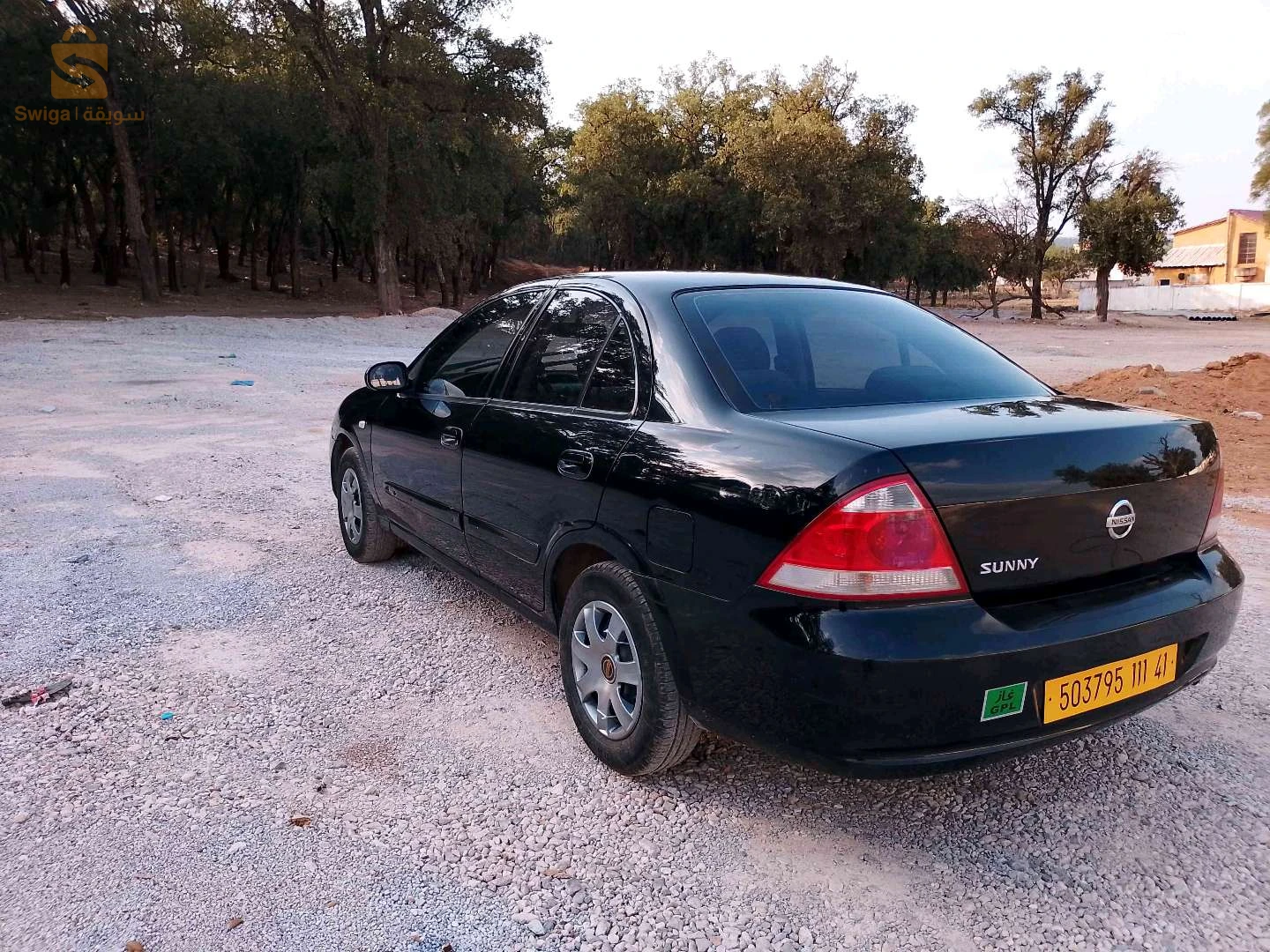 Nissan Sunny 2011 EL TARF
