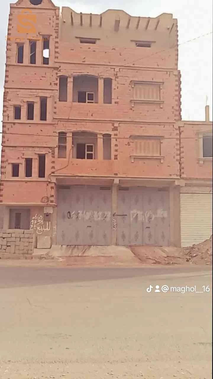 مزال البيع في ولاية بشار في حي الخيال. رقم الهاتف 0660179821
