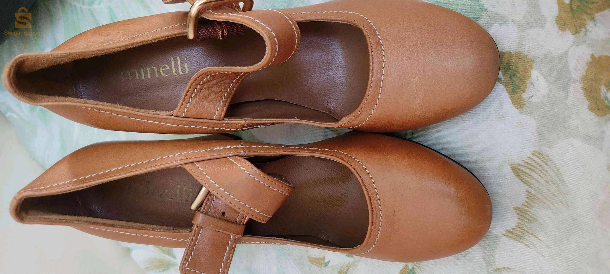 vente une paire de chaussures neuve jamais portée Italienne vrai cuire