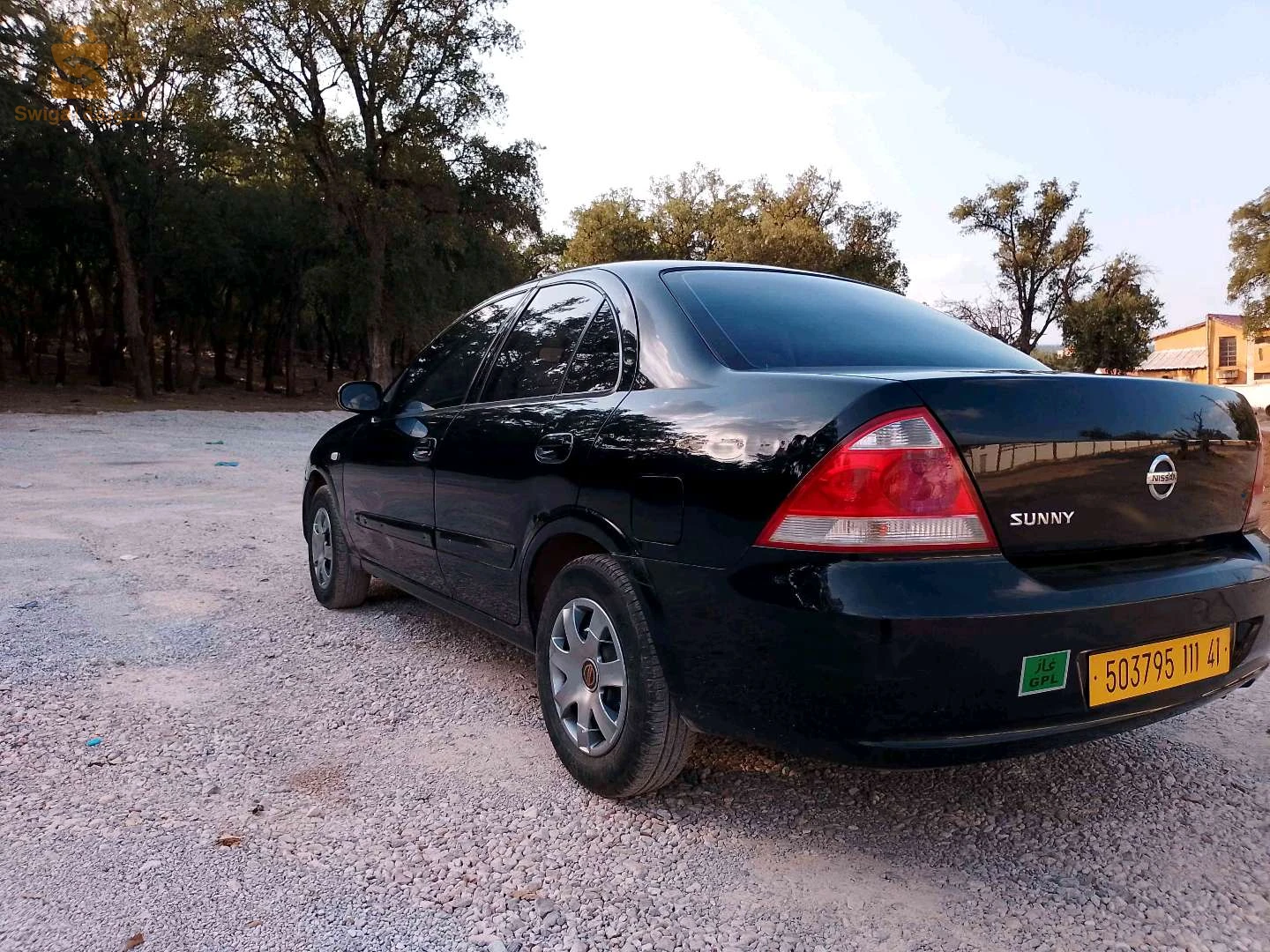 Nissan Sunny 2011 EL TARF