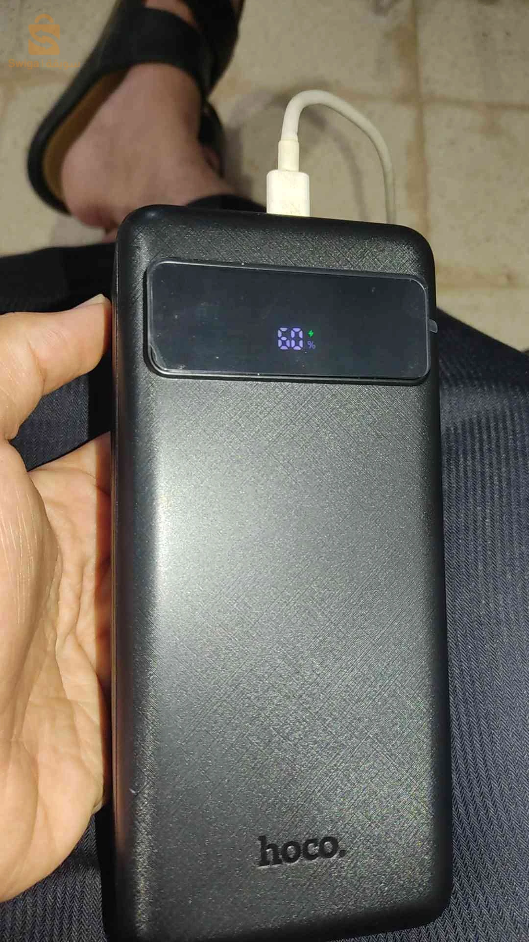 power bank 60000  jdida   tchargi biha  ta 13 15 fois  w tchargi lfast